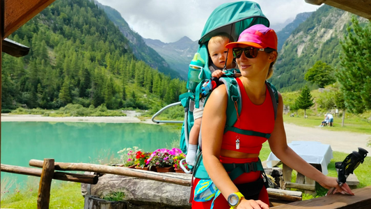 Da Isella al Lago delle Fate di Macugnaga direzione Crocette Apassodimamma con bimbo in zainetto