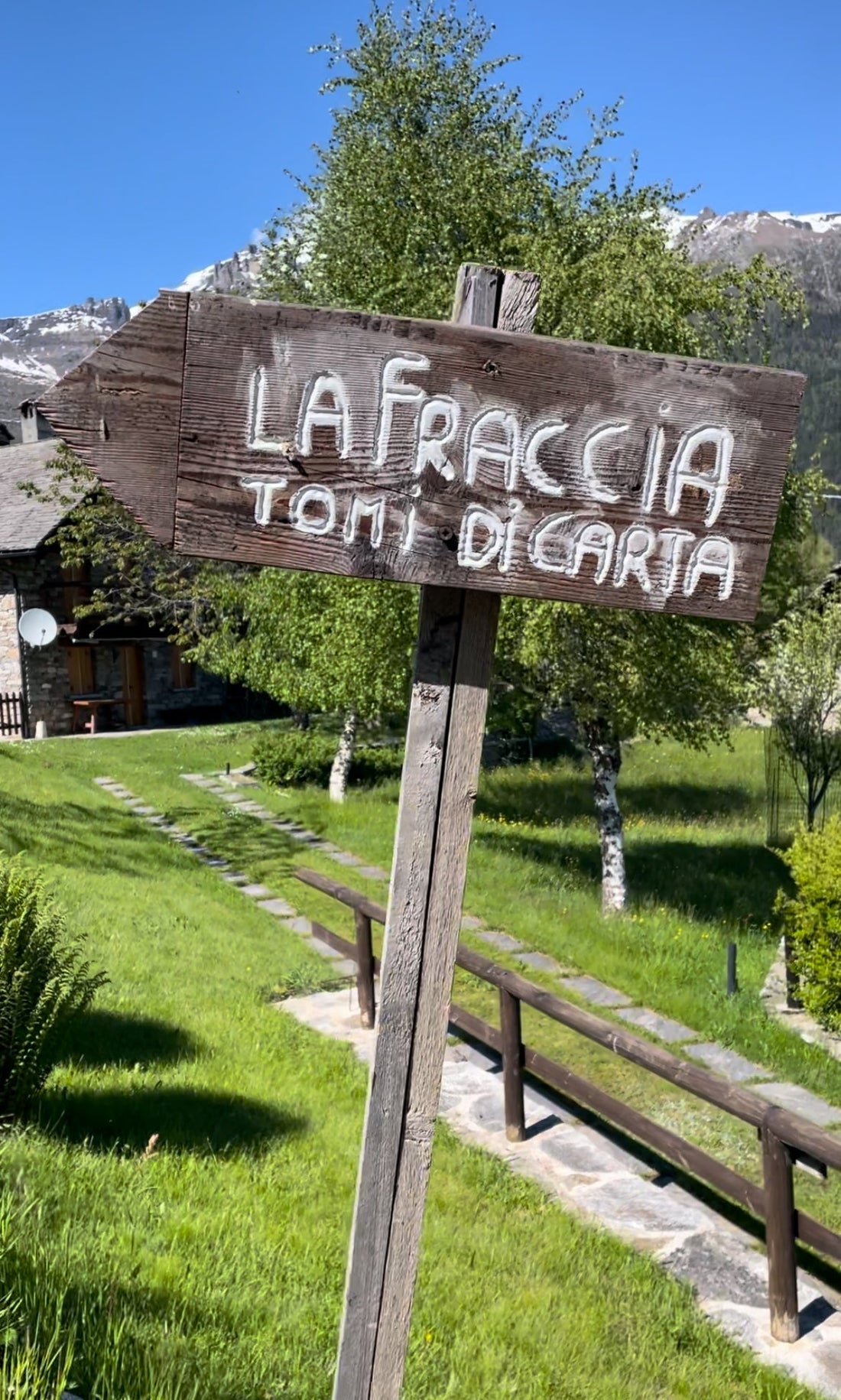 DALLA SOTTA ALLA BOBLIOTECA DI TOMI DI CARTA