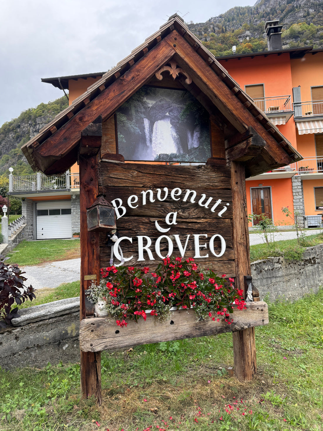 Croveo con i bambini: la nostra avventura nel paese delle streghe, perfetta per Halloween