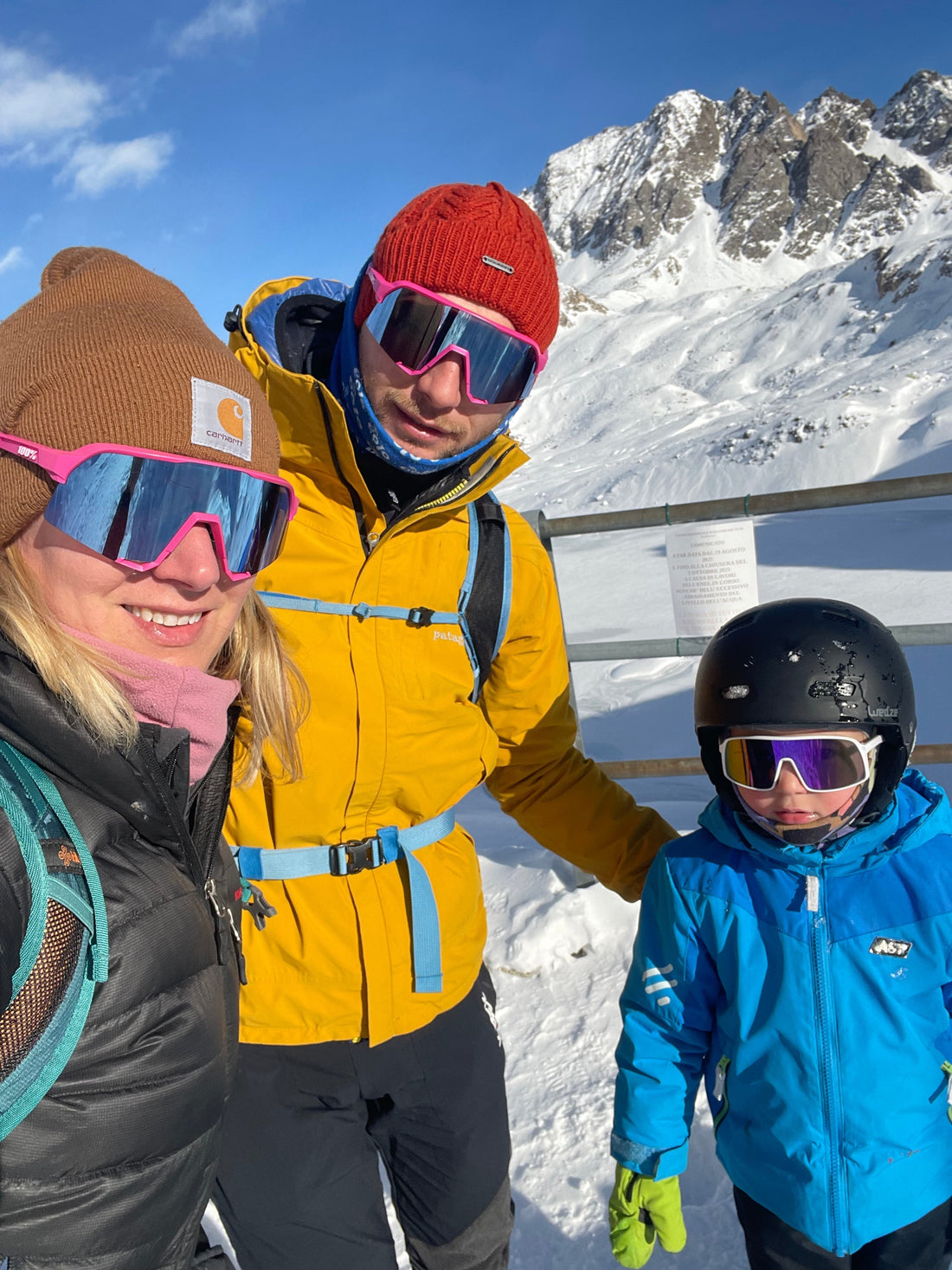 In cima alla Val Formazza: al Lago Toggia con gli sci e il bob!